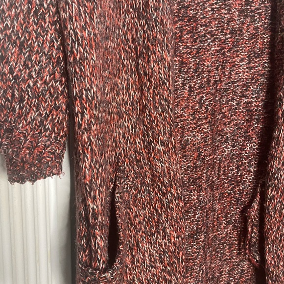 H&M DUSTER CARDIGAN SWEATER RED BLACK WHITE POCKET - Picture 4 of 4